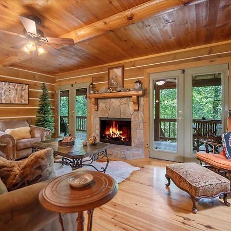 فيلا بلو ريدجفي Waterfront Mountain Cabin With Hot Tub المظهر الخارجي الصورة