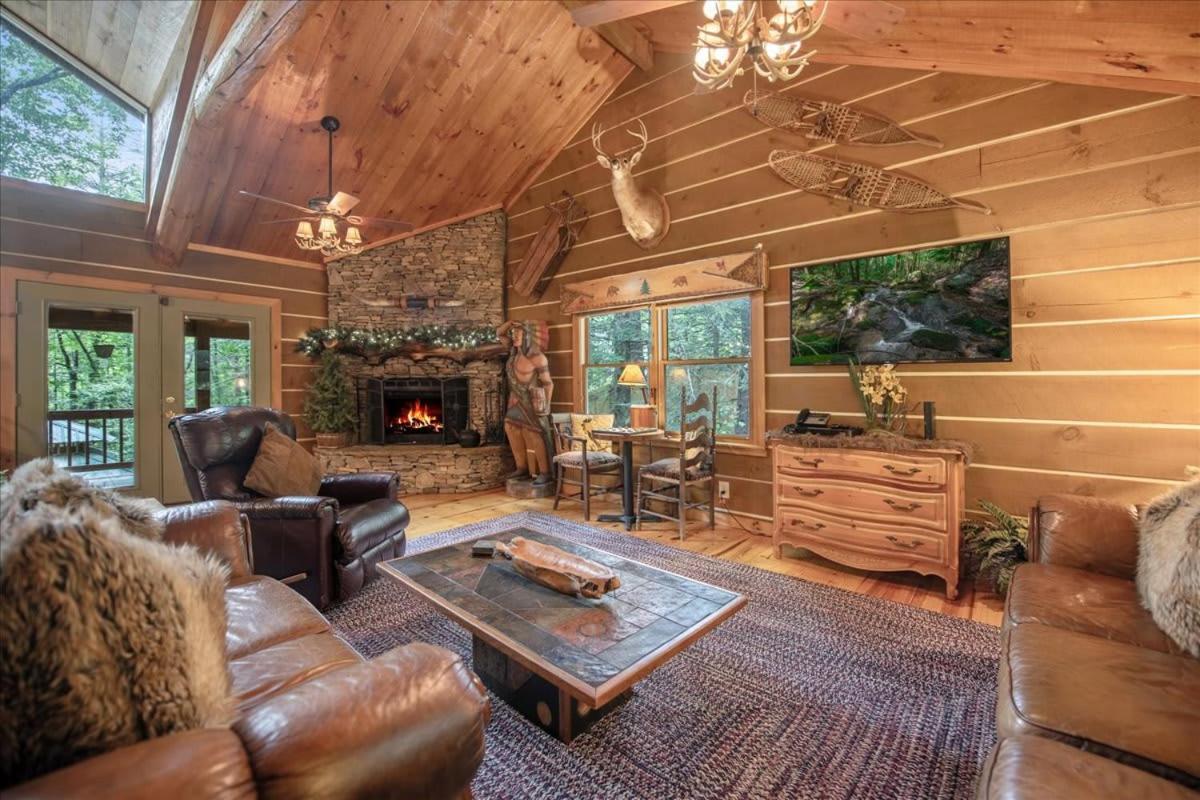 فيلا بلو ريدجفي Waterfront Mountain Cabin With Hot Tub المظهر الخارجي الصورة
